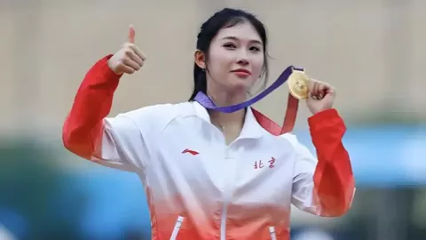 吴艳妮