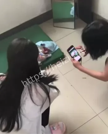 满地鲜血