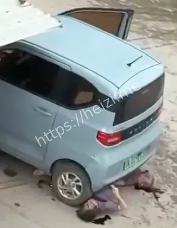 钦州早市惨重碰撞现场