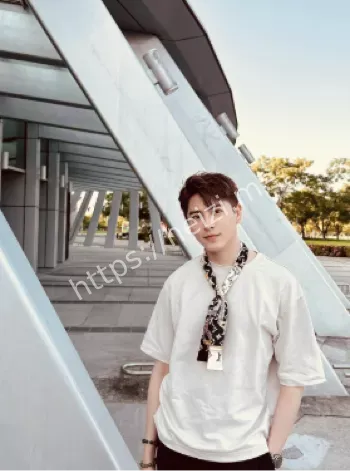 最帅乩童黄新皓