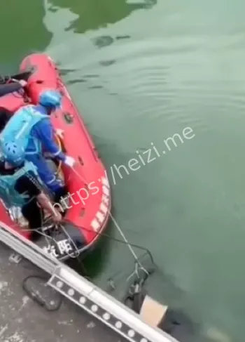 帅小伙身份揭秘