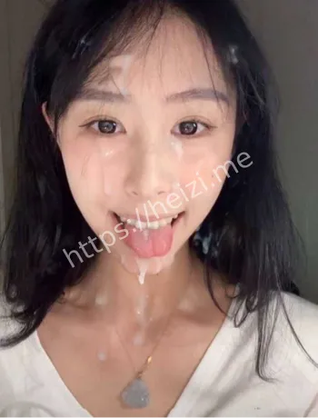 背男友偷情富二代开房