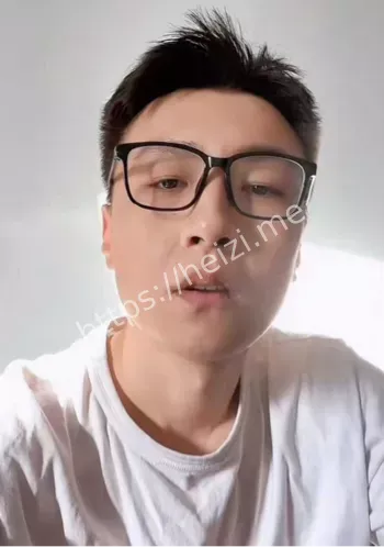 女方出轨男导演