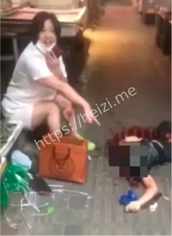 重庆持刀杀人女子事件