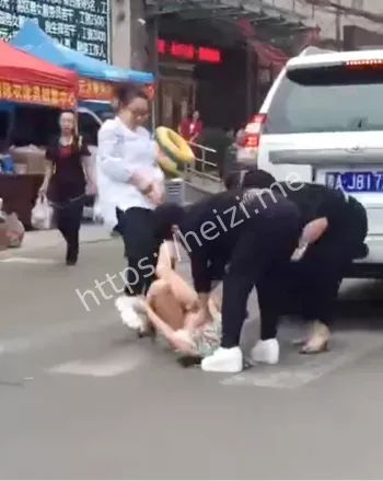 小三当街被打