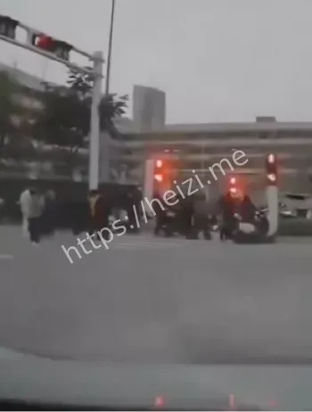 校园安保漏洞