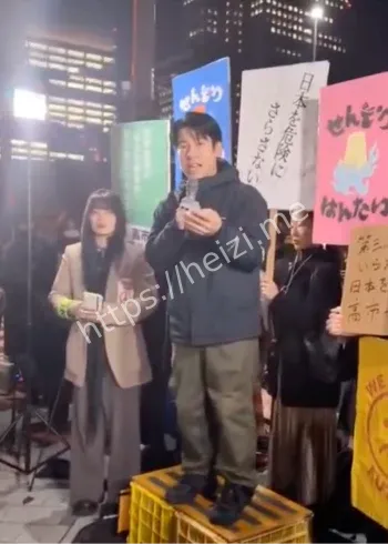 日本首相官邸前