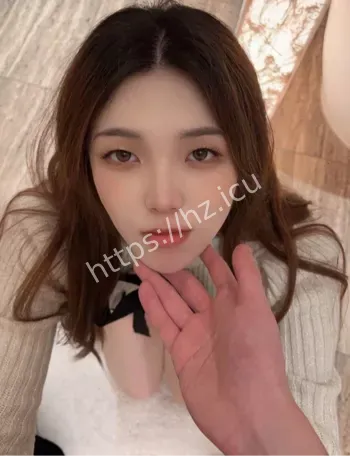 戴璐金主干爹不伦恋