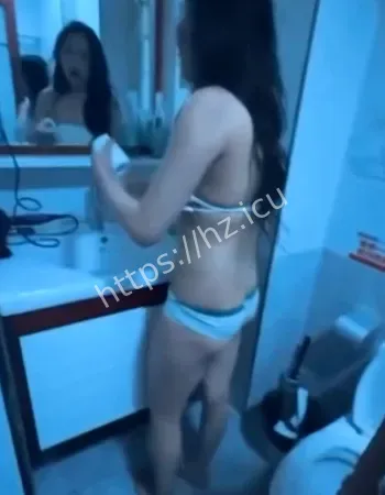 诱骗酒店扒衣暴打