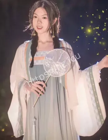 清纯稚嫩学生妹