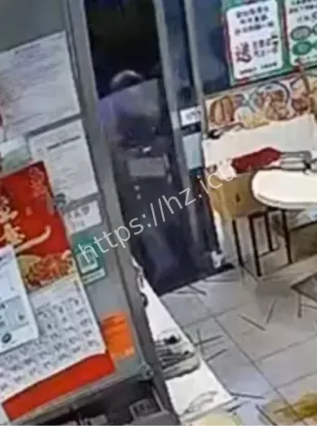 车仔面店持刀事件