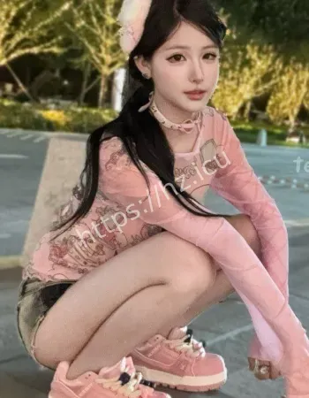 清纯女神秒变