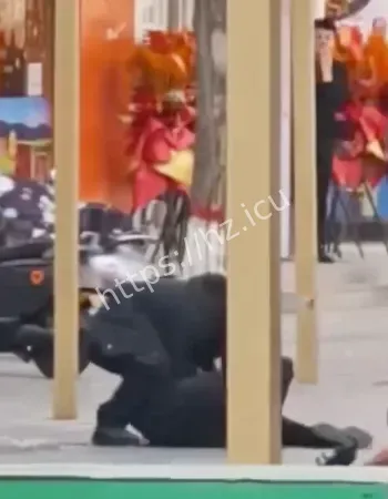 因琐事发生口角