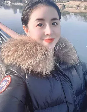 闪婚富豪还代孕