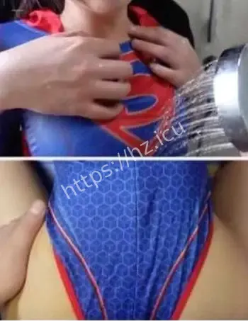 轻调树屋女超人剧情