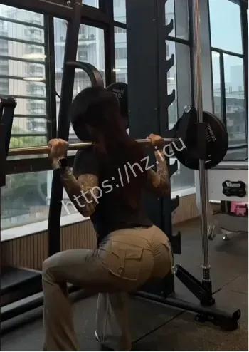 刺青阿诗后入视频爆火