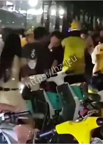 外卖员街头矛盾原因