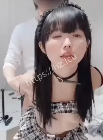 高颜值女生塌房