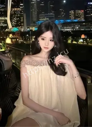 济南高颜值女生董上卿