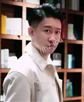 曹云金当众放尿