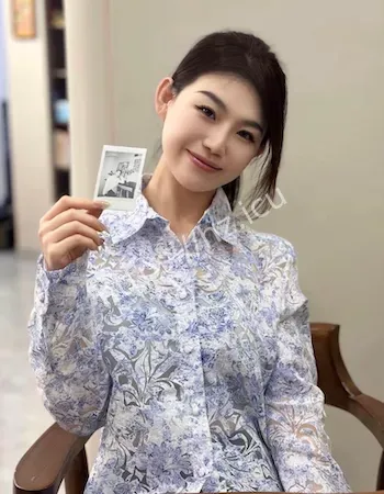 吴雯