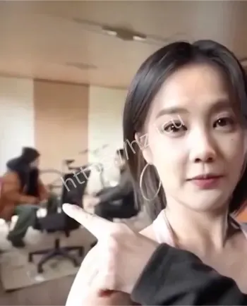 李一桐女神反差