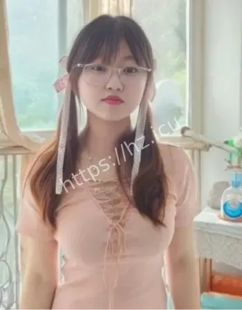 丰满巨乳全裸