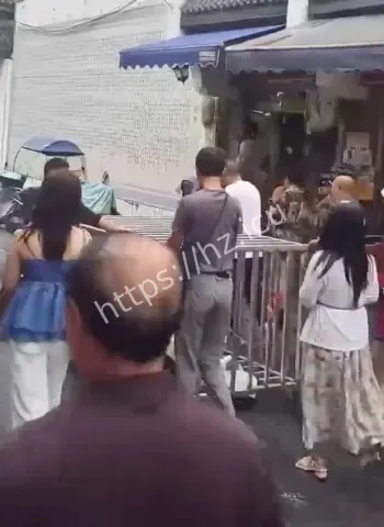 偷人牌子私刑羞辱太野蛮